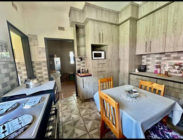 3 BEDROOM HOUSE FOR SALE IN VANDERBIJLPARK CE 1